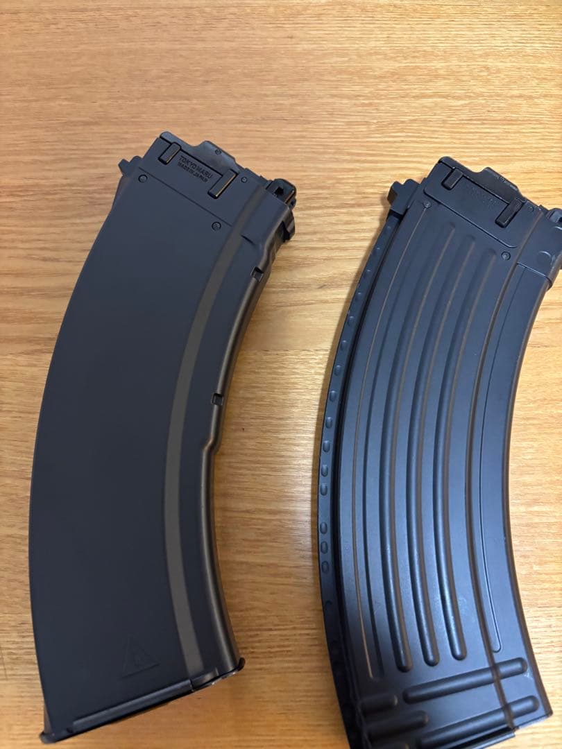 本日セール　美品　東京マルイGBB AKM Zenitカスタム　予備マガジン付