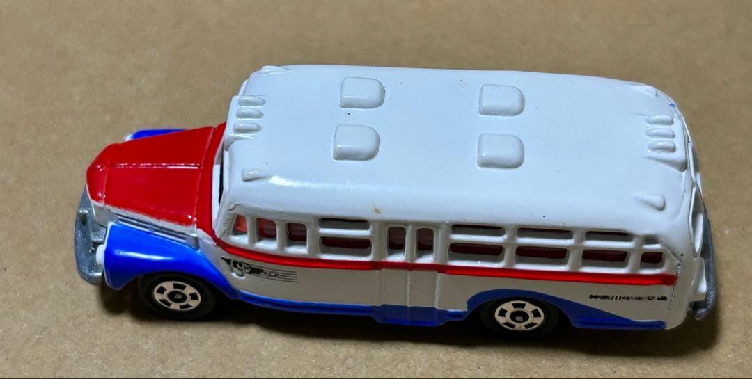 トミカ イスズ ボンネットバス 小田急オリジナル②