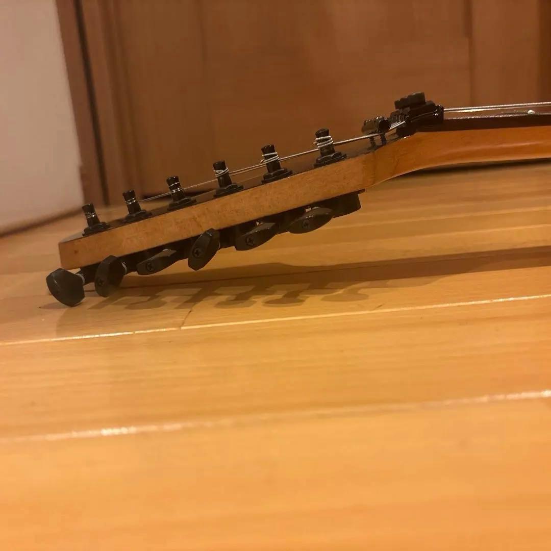 フロイトローズタイプ FERNANDES アクティブ回路 アーム付 新品弦張替済