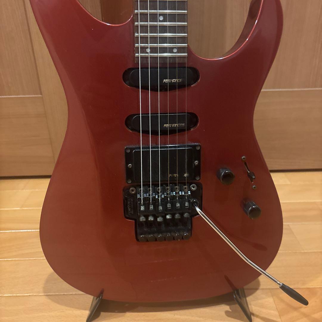 フロイトローズタイプ FERNANDES アクティブ回路 アーム付 新品弦張替済