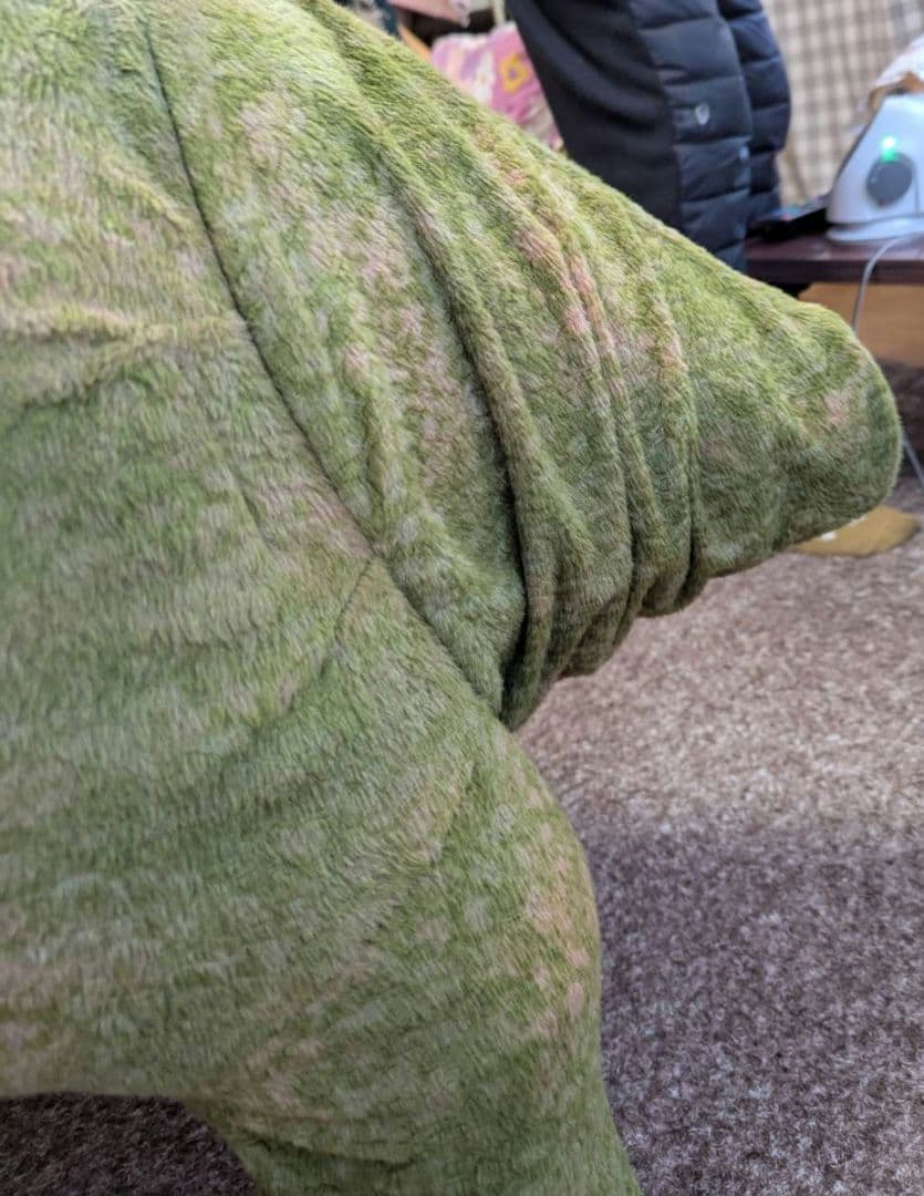 【宮城送料無料】子供が乗れる動くトリケラトプス 　恐竜玩具 ￥108,000