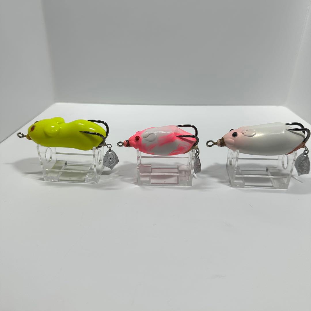 ラッティーツイスター　ウィップラッシュファクトリー　フロッグ　雷魚　ライギョ