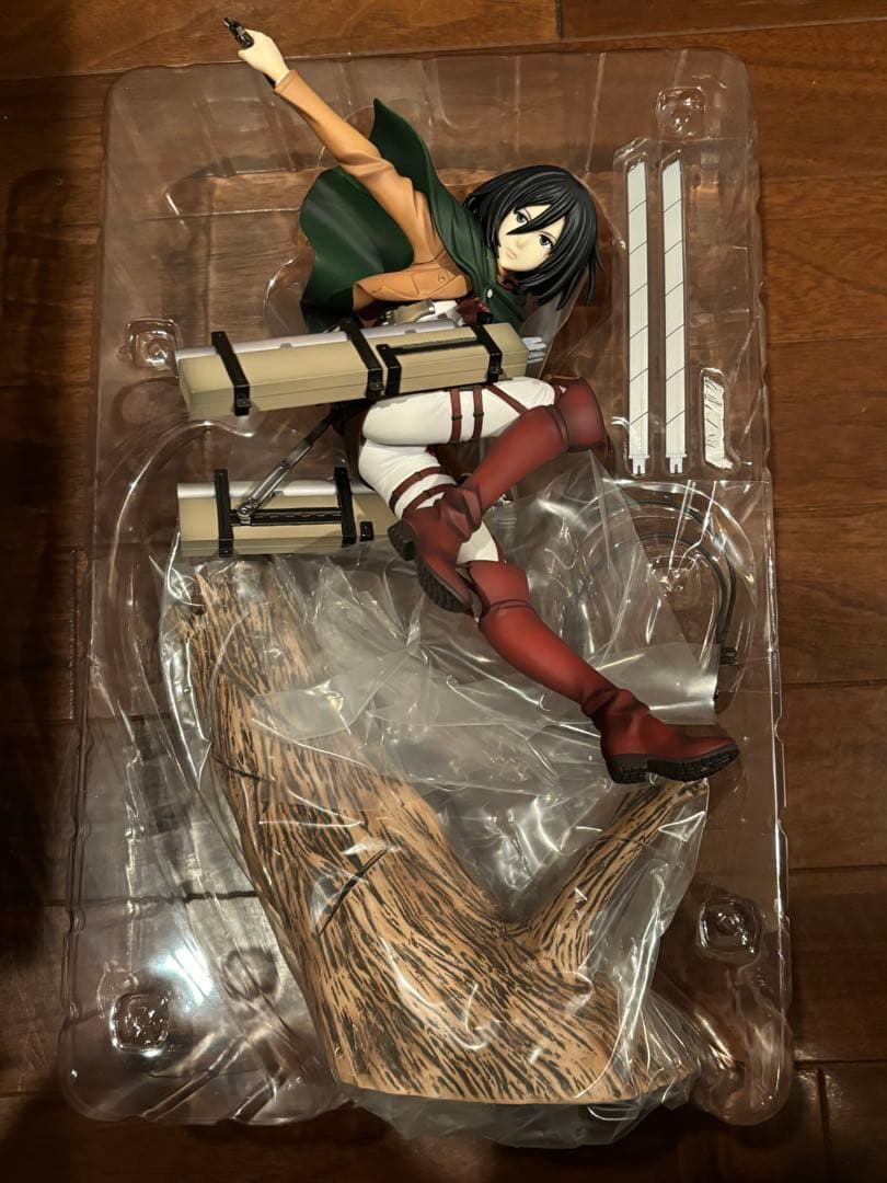進撃の巨人 ミカサ エレンフィギュア Renewal Package コトブキヤ