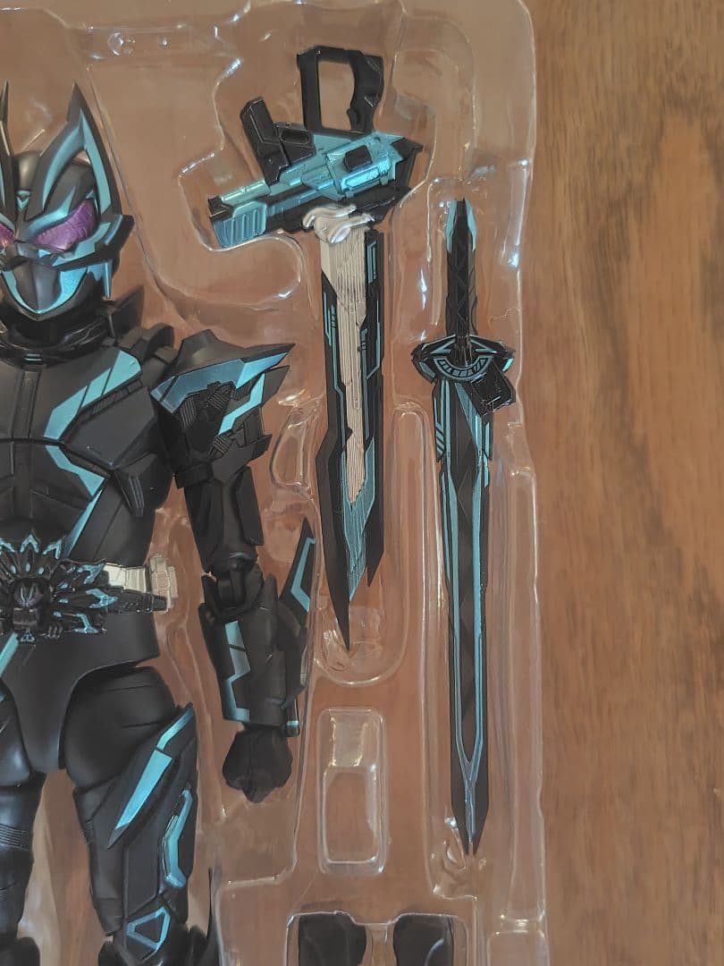 S.H.Figuarts 仮面ライダーXギーツ クロスギーツ