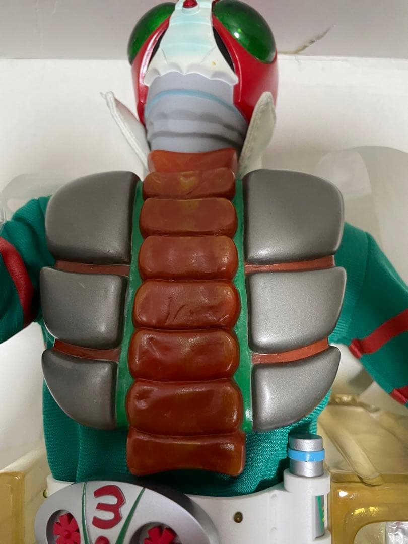 仮面ライダー　V3 ビンテージフィギュア　MEGA 500 FIGURIEN