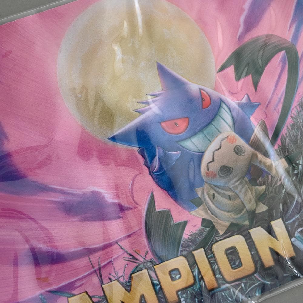 プレイマット『海外限定/ゲンガー＆ミミッキュ(CHAMPION)』