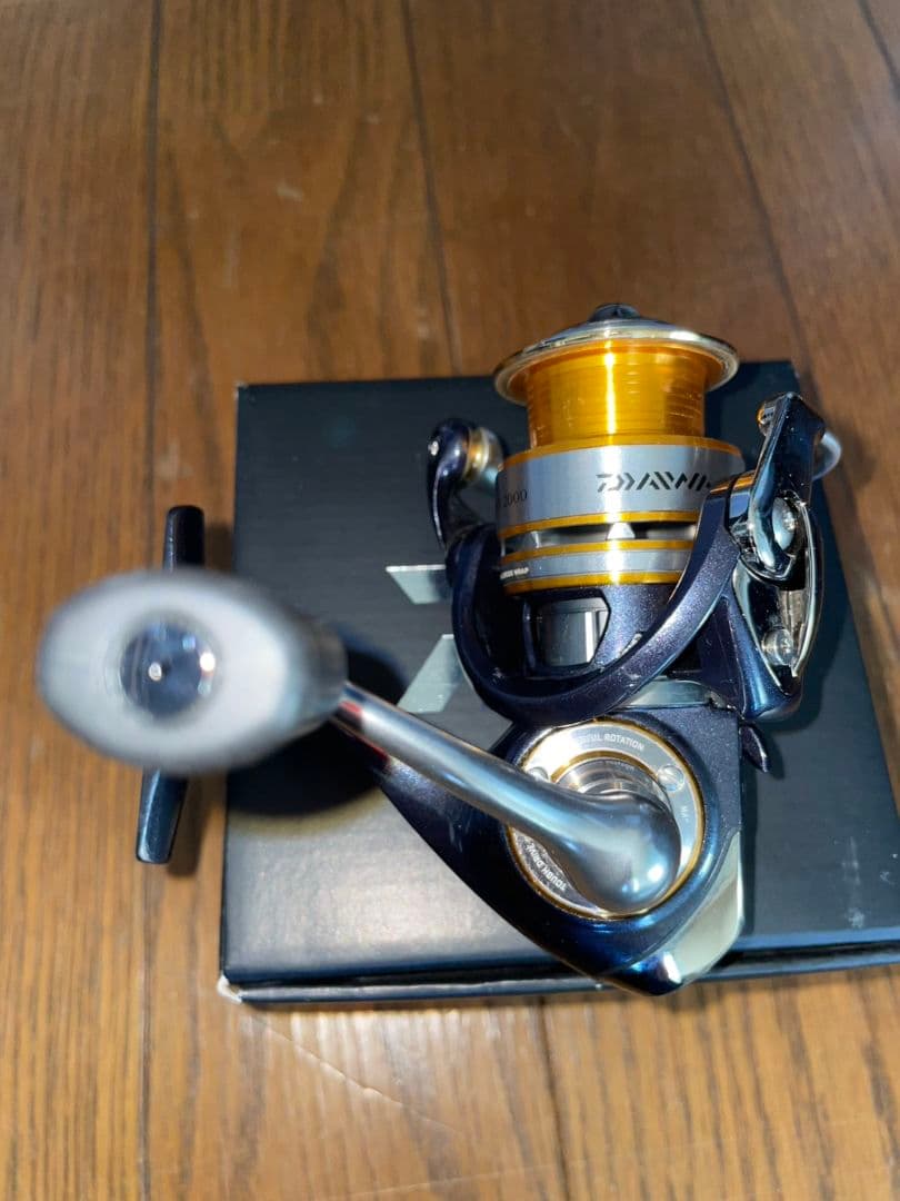 DAIWA ダイワセルテート2000