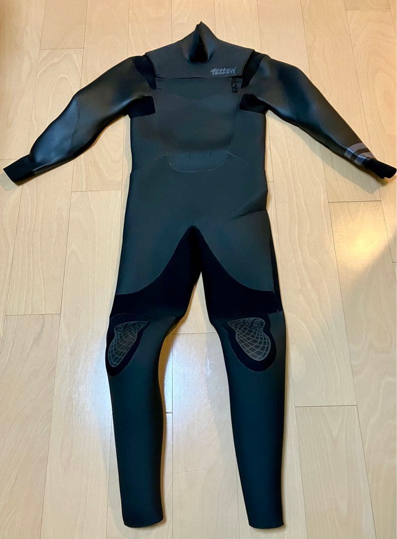 『美品』FELLOW セミドライ 5x3mm ウェットスーツ チェストジップ