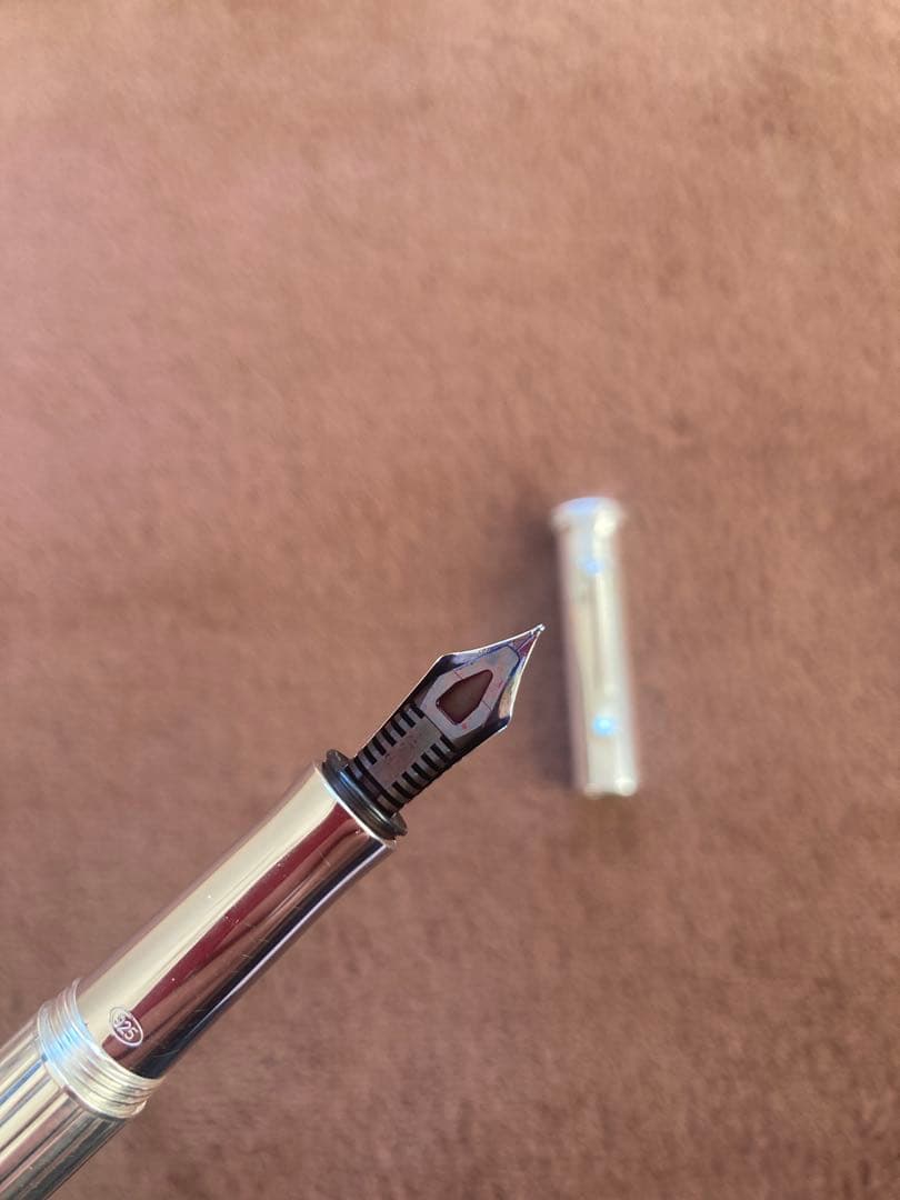 ファーバーカステル伯爵コレクション　sv925 万年筆 efニブ