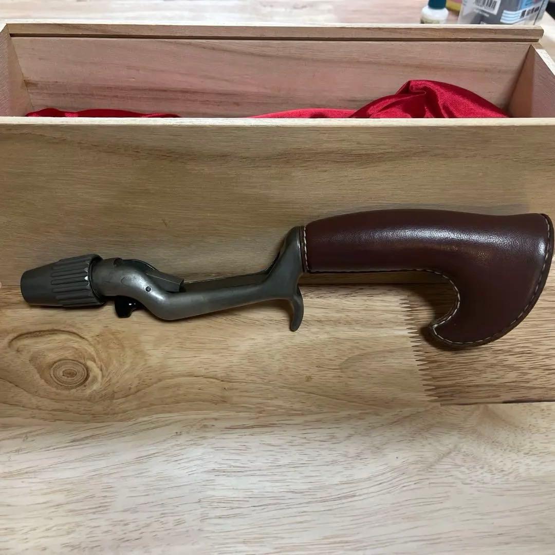 バスカヴィル　ブッチャーグリップ　革 トップウォーターロッドグリップ