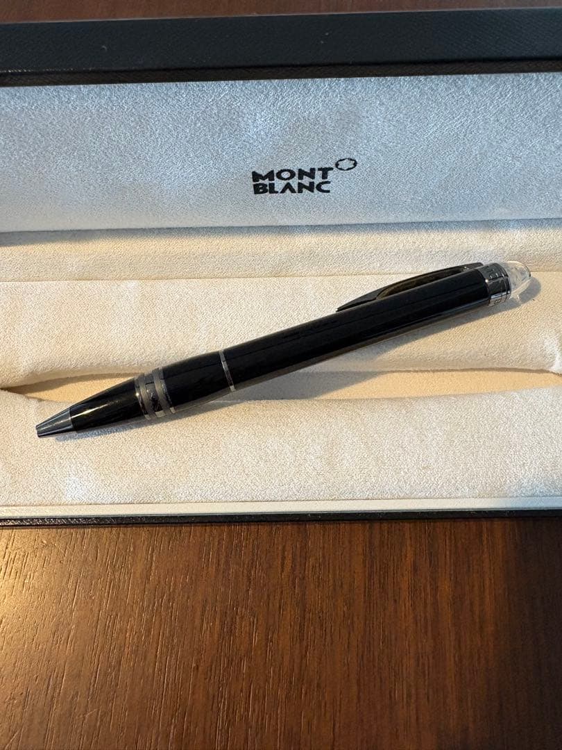MONTBLANC ブラックボールペン 専用ケース付き