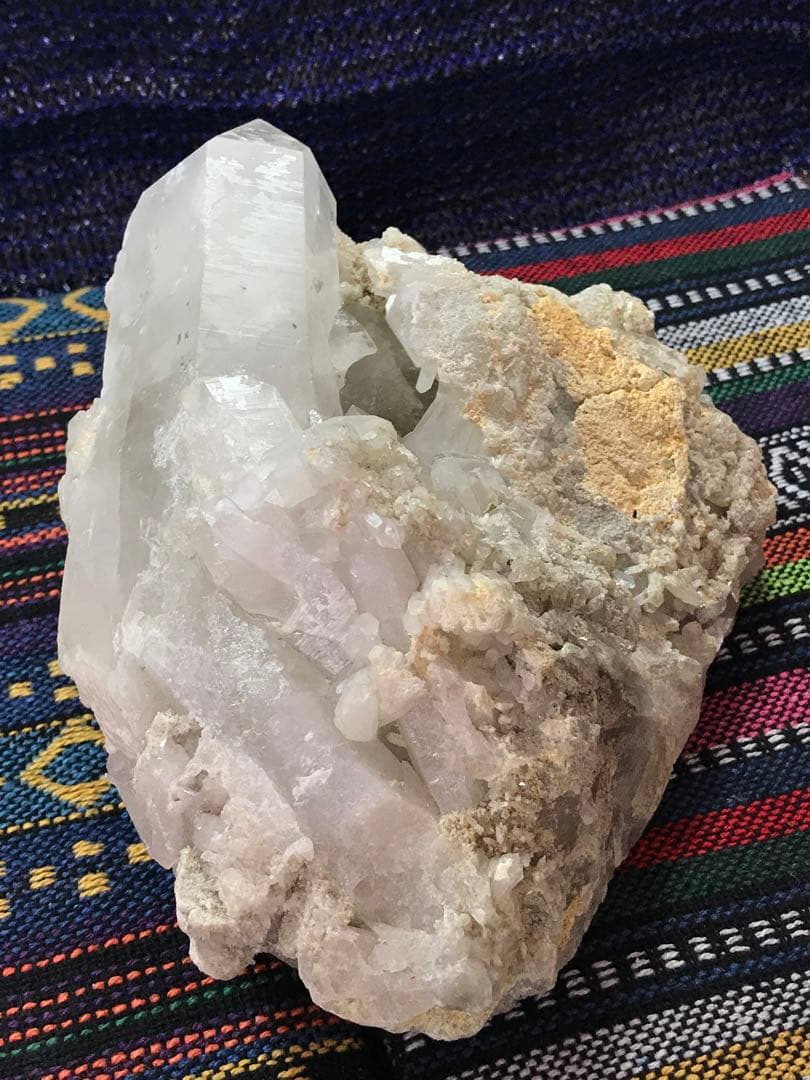 《SHOP》約1.8kg【マダガスカル産/水晶/クラスター】原石[⑧D20