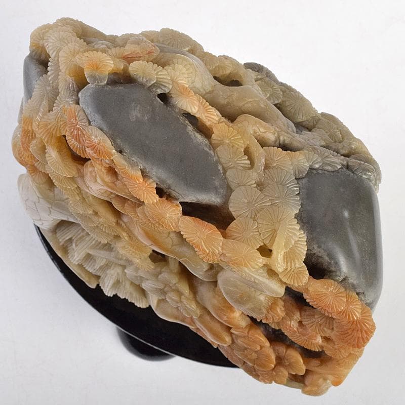 中国　玉石寿山石彫刻　鶴松刻　置物　唐木台付　V　R9120