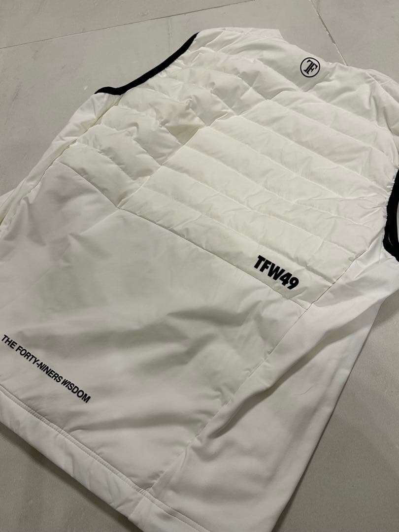 TFW49ベストSHIELD WARMER COLLARLESS VEST