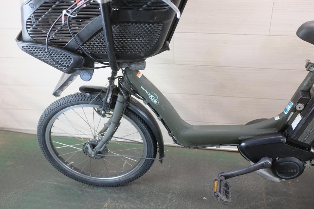 電動自転車 ヤマハPAS　KISS 20インチ 3段変速 8.7Ah　充電器付属