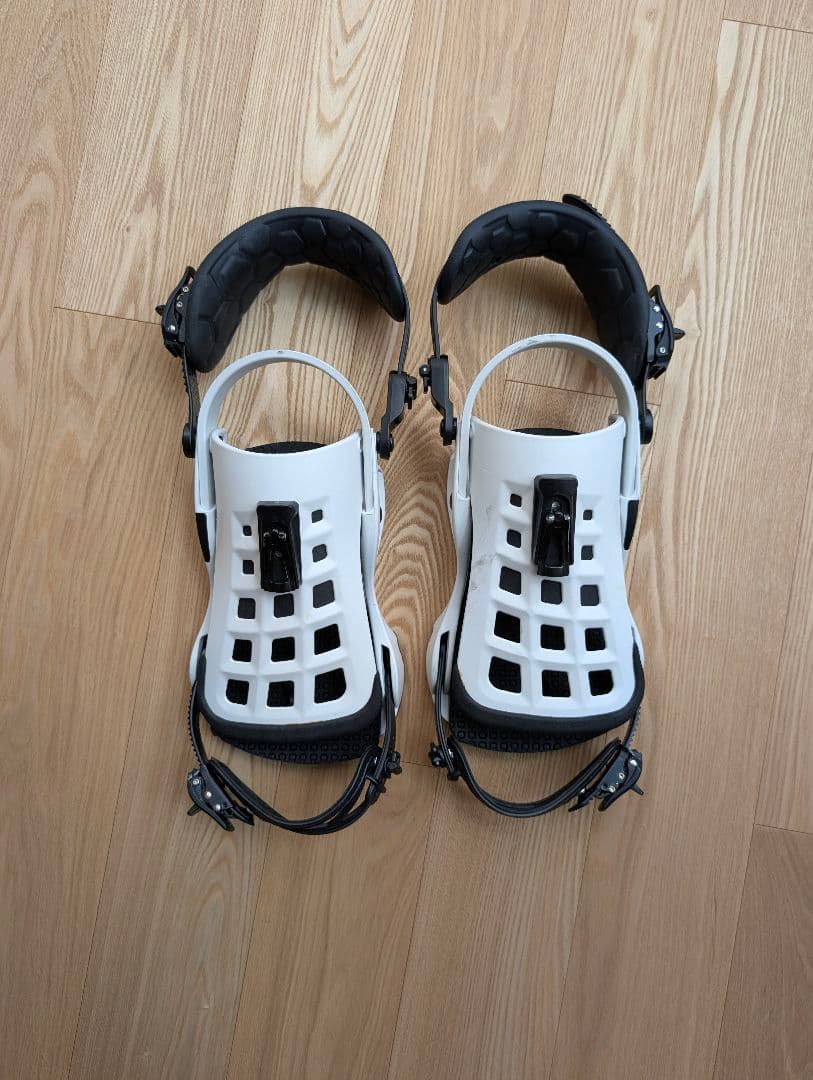 UNION ATLAS ホワイト スノーボードビンディング Mサイズ 17/18