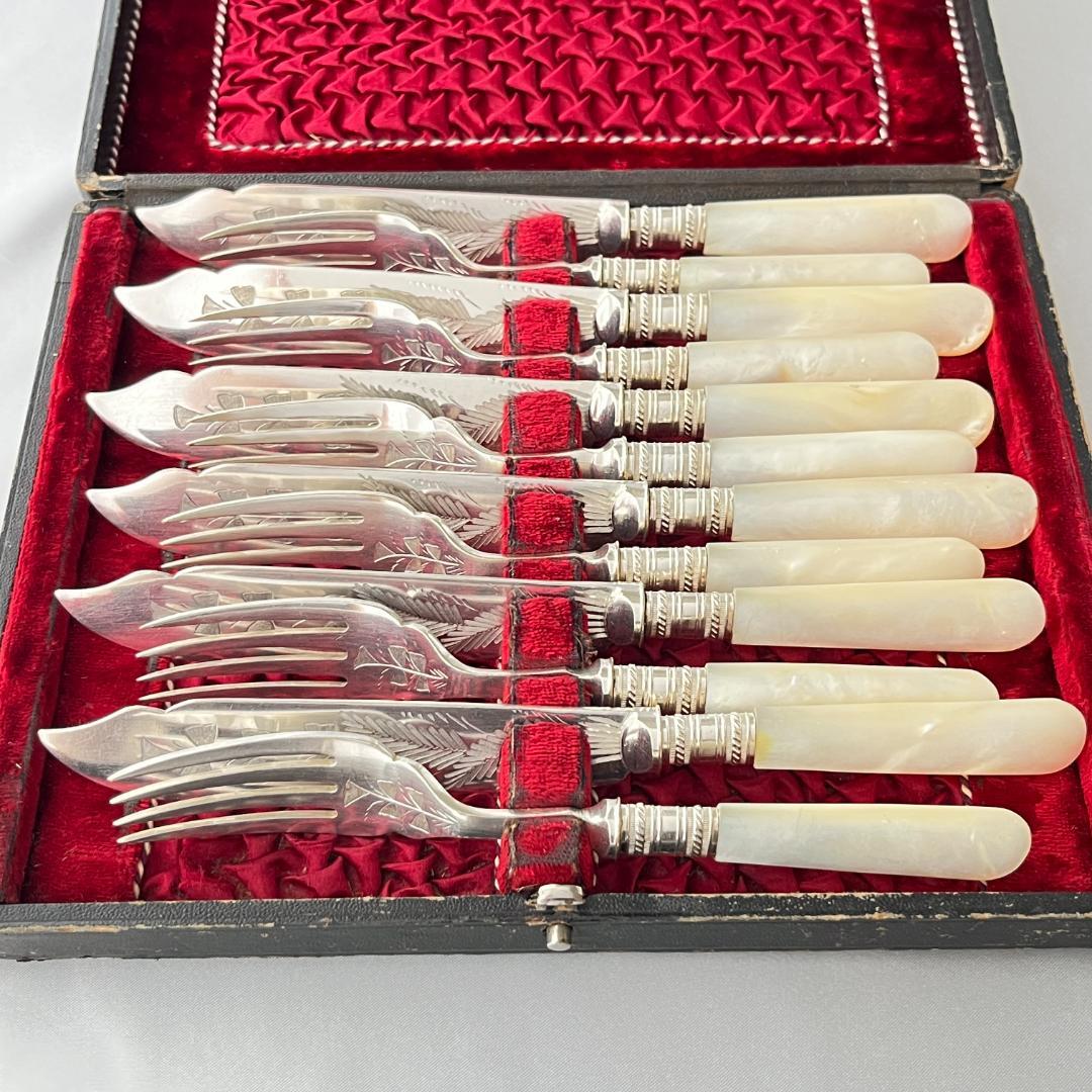 【英国】【白蝶貝】カトラリーセット ナイフ/フォーク 12本 マザーオブパール