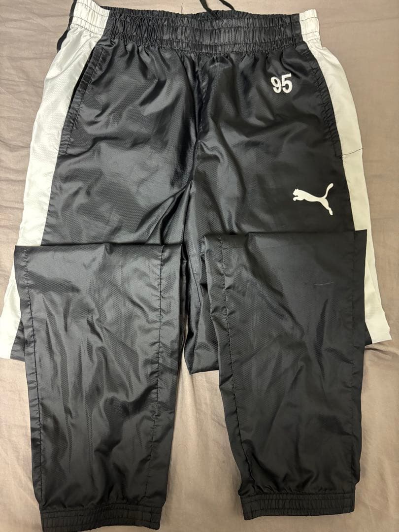 産業能率大学 サッカー部 ピステ 上下 XL L PUMA 黒 ウォーマーセット