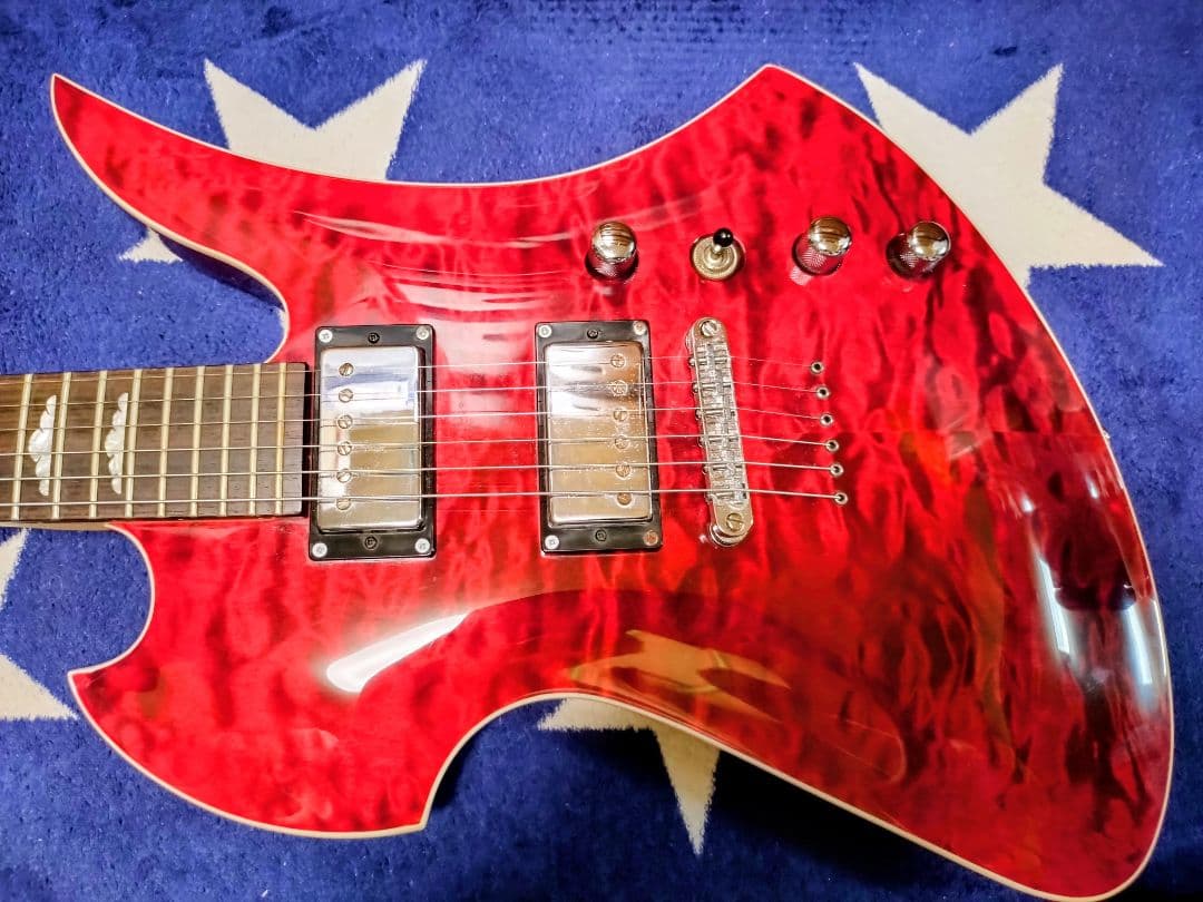 B.C. Rich Masterpiece モッキンバード レッド