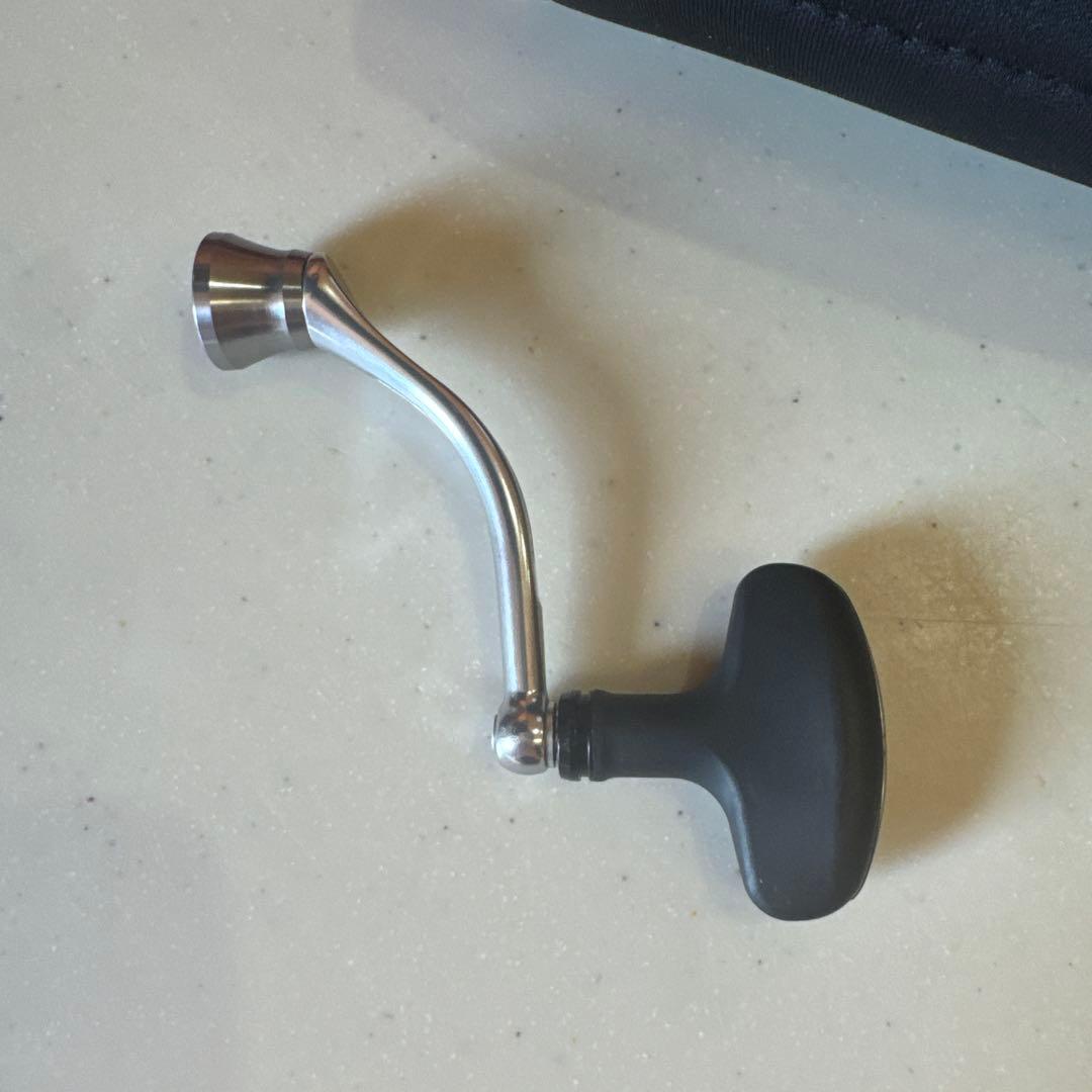 ダイワ　22イグジストLT3000-Hハンドル