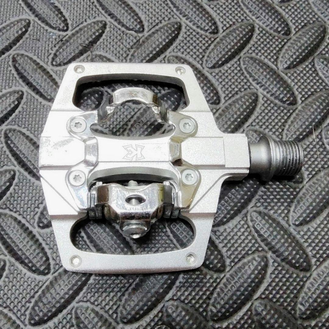 gomu様 KCNC SPDペダル+MERIDA カーボンシートポスト