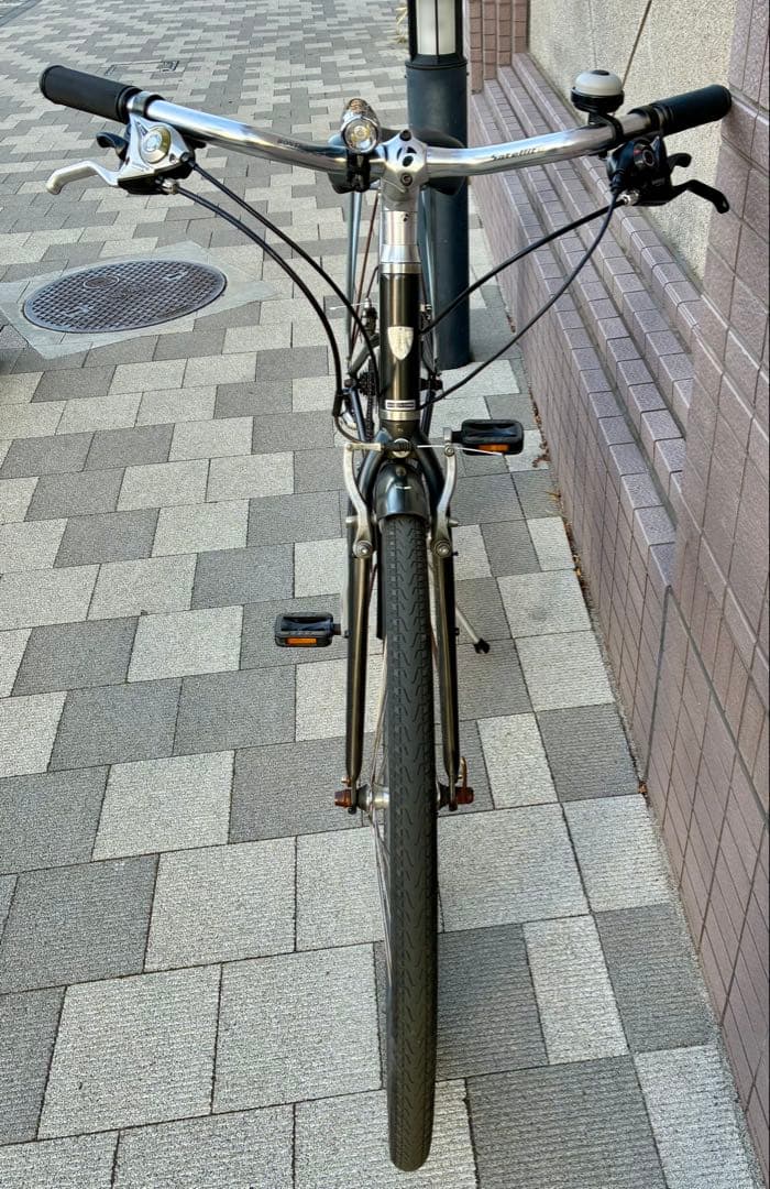 トレック　Trek Allant. クロスバイク　24段　東京