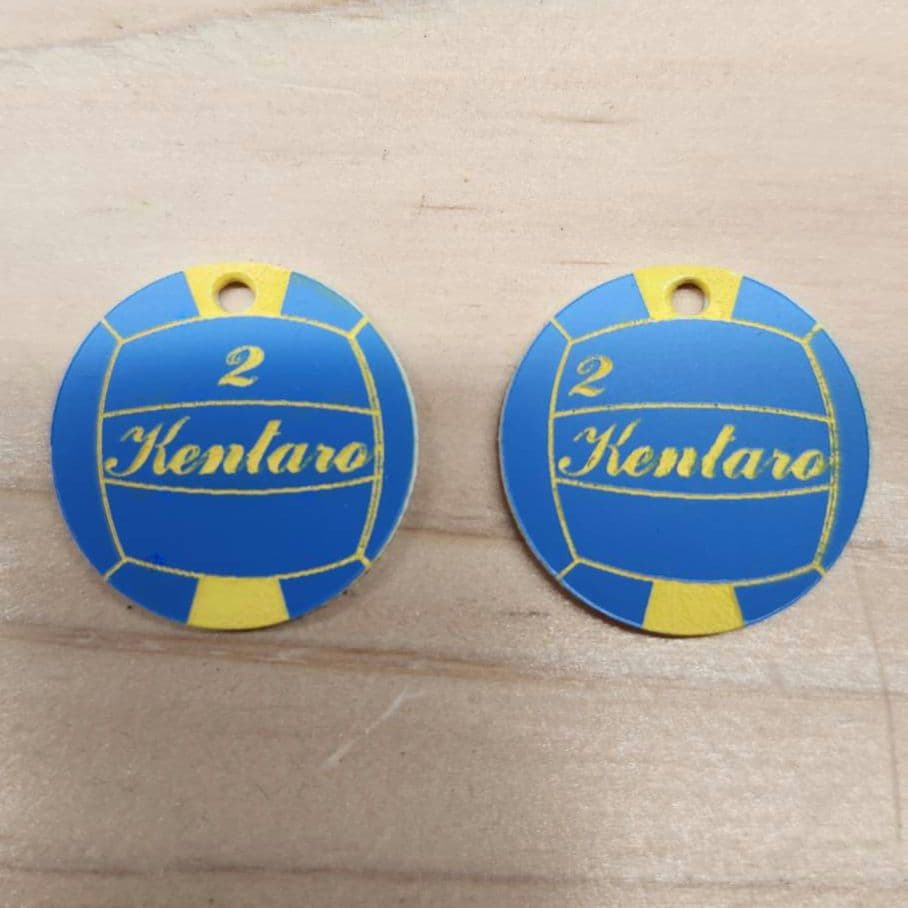 ✤名入れキーホルダー✤部活・クラブチーム／名入れ彫刻込オーダー