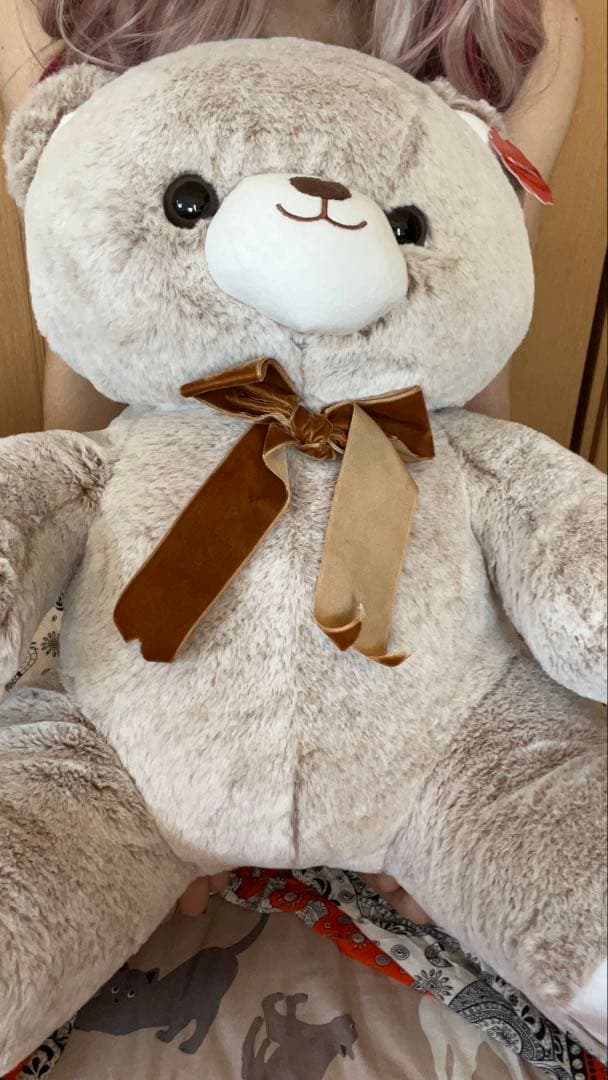 可愛いリボン付きのクマのぬいぐるみ《TAITO限定》