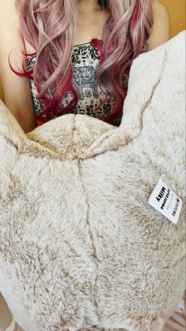 可愛いリボン付きのクマのぬいぐるみ《TAITO限定》