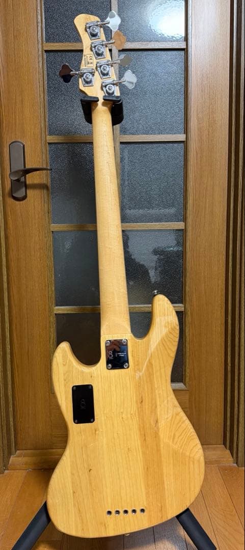 ベース Sire V7 Vintage Ash 2nd Generation NT