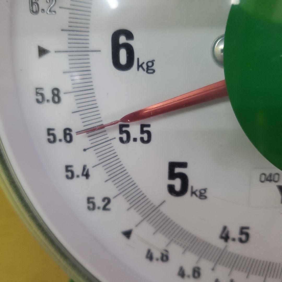 4️⃣ 山梨県産 種無し巨峰 １１房入り 箱込み5.6キロ