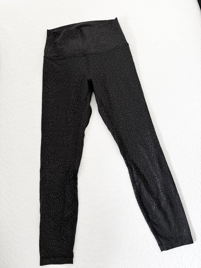 ルルレモン　レオパード柄 ブラック ヨガレギンス　パンツ サイズ6