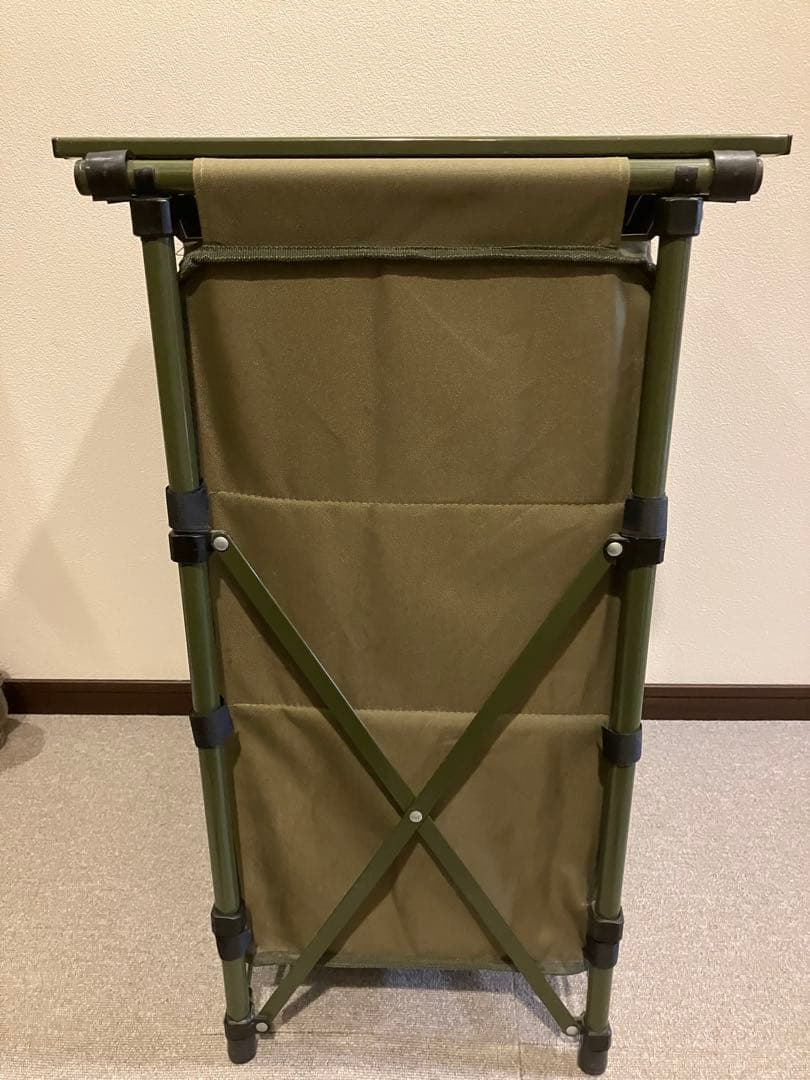 コールマン niko and サイド シェルフ カーキ サイド テーブル