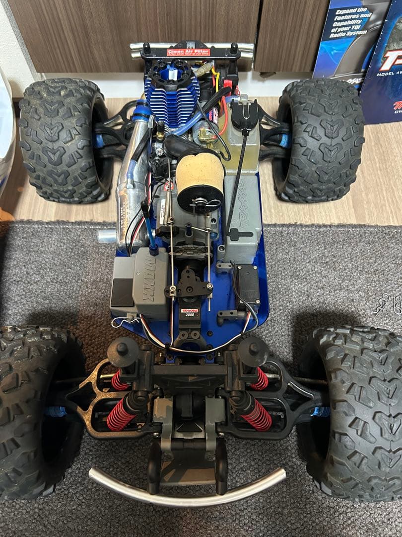 動作確認済み✨　トラクサス　t-maxx 3.3　エンジン　ニトロ