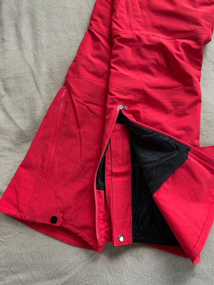 新品未使用　phenix フェニックス　スノーパンツ　サイズS