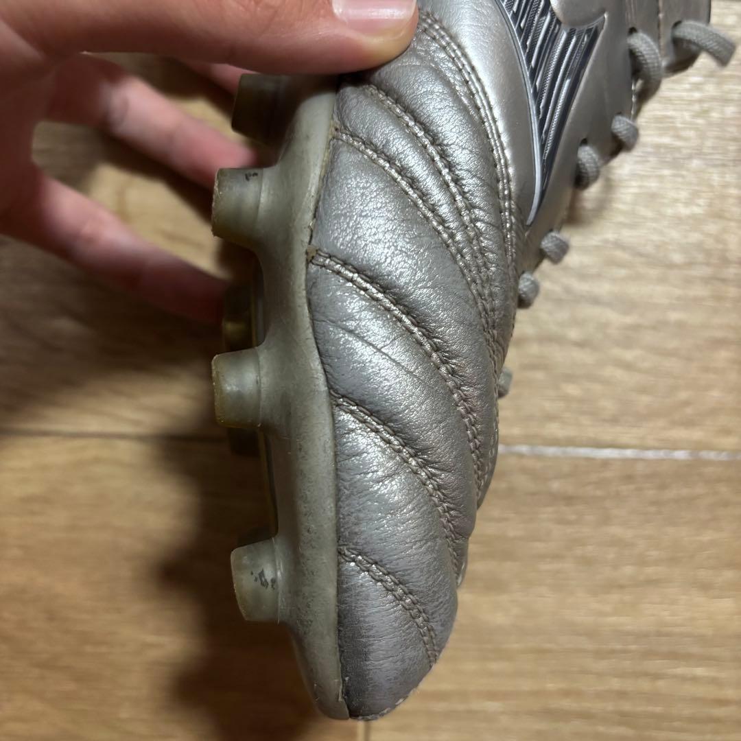 MIZUNO モレリアネオ4シルバー　26.0