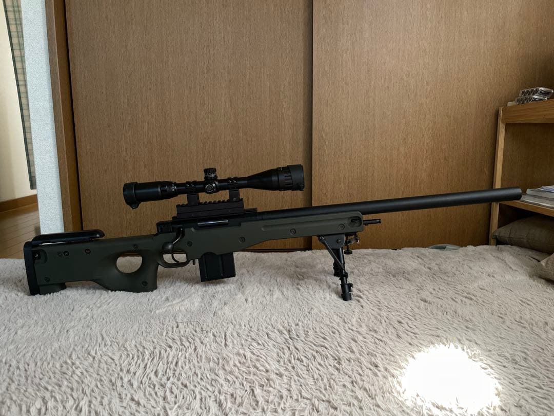 「シュン坊」東京マルイ l96 スコープ、バイポット付き