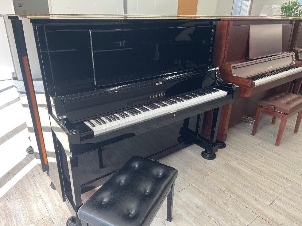 ★76412【アップライトピアノ】YAMAHA　UX50Bl