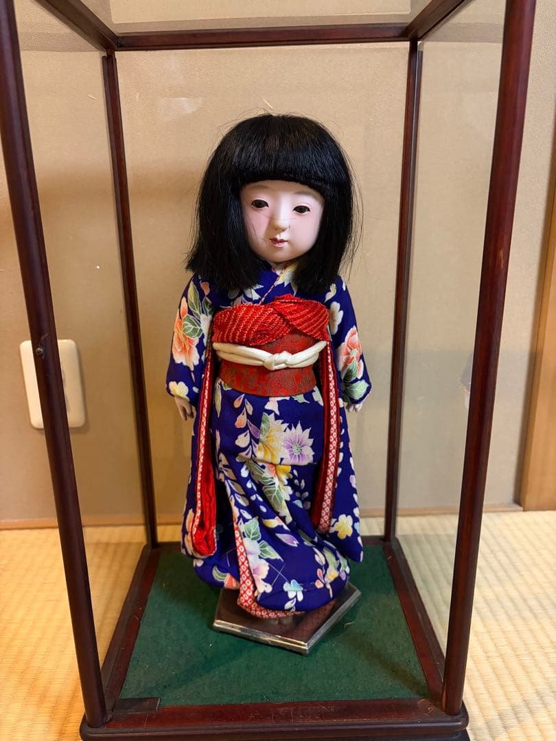 売却済み　市松人形　昭和初期　（ガラスケースは含みません）