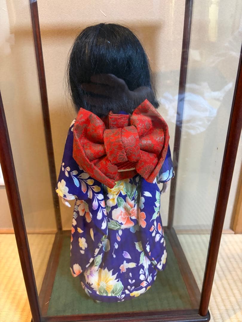 売却済み　市松人形　昭和初期　（ガラスケースは含みません）