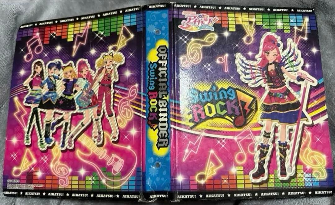 アイカツカード・グッズ　大量まとめ売り　オーロラキスコーデ等　初期排出版　希少