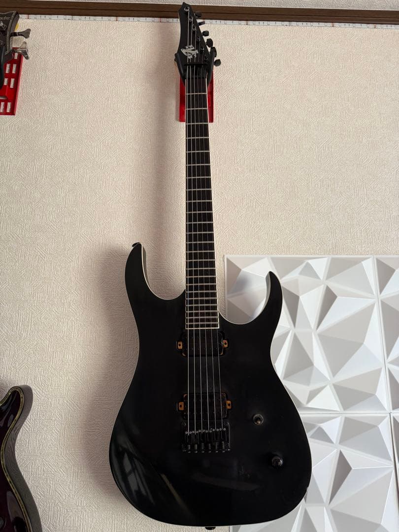 ギター Strictly 7 Guitars Cobra JS6
