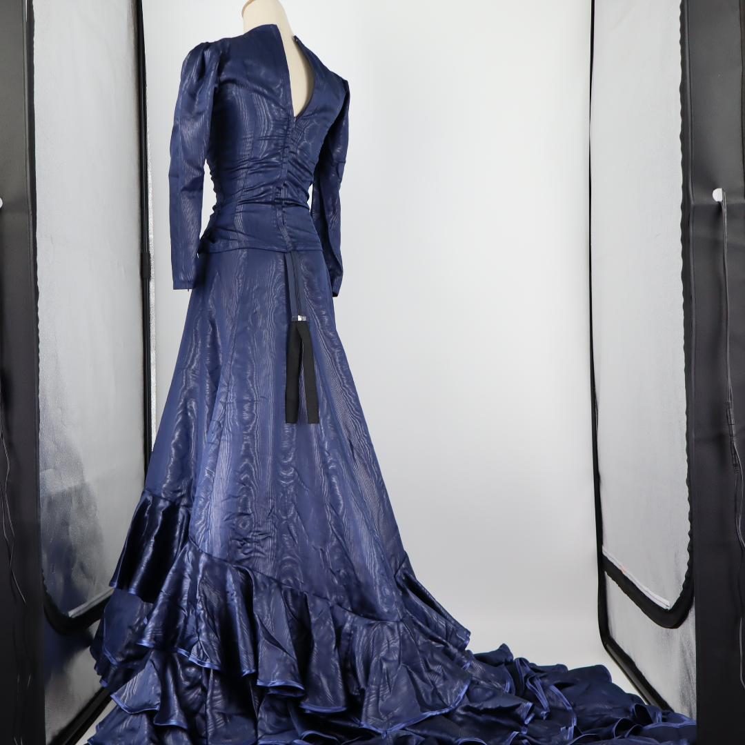 【美品 フラメンコ衣装】光沢ネイビー×柄 ブラウス バタデコーラ ファルダ