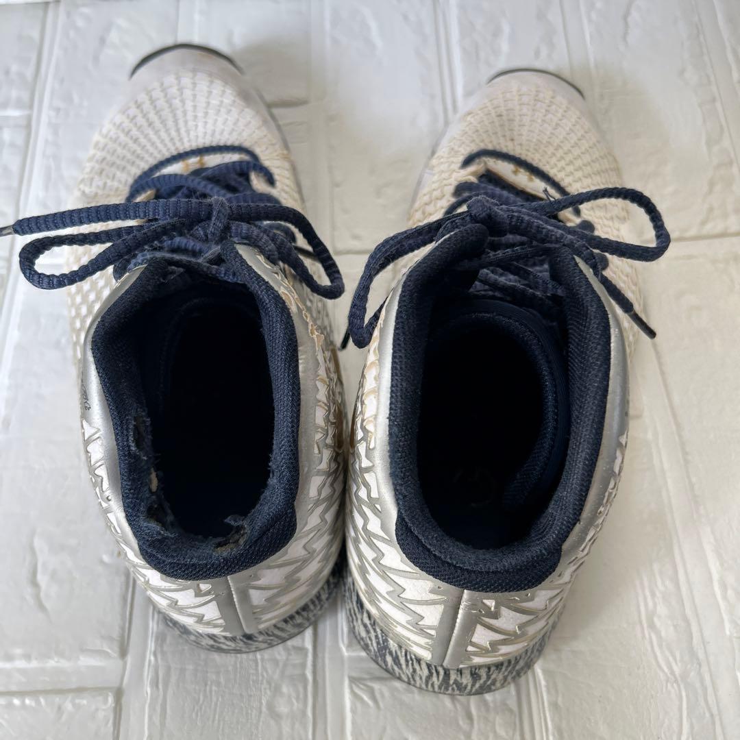 【アンダーアーマー】人気！バスケシューズクラッチフィット28.5cm