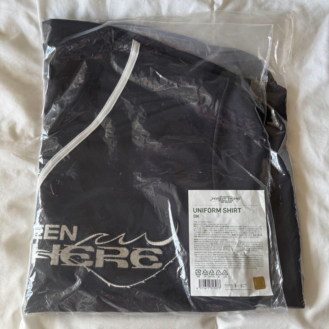 SEVENTEEN RIGHT HERE セブチ ドギョム ユニフォーム