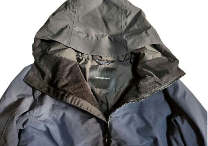 美品 PeakPerformance ジャケット バイカラー М AsiaL相当