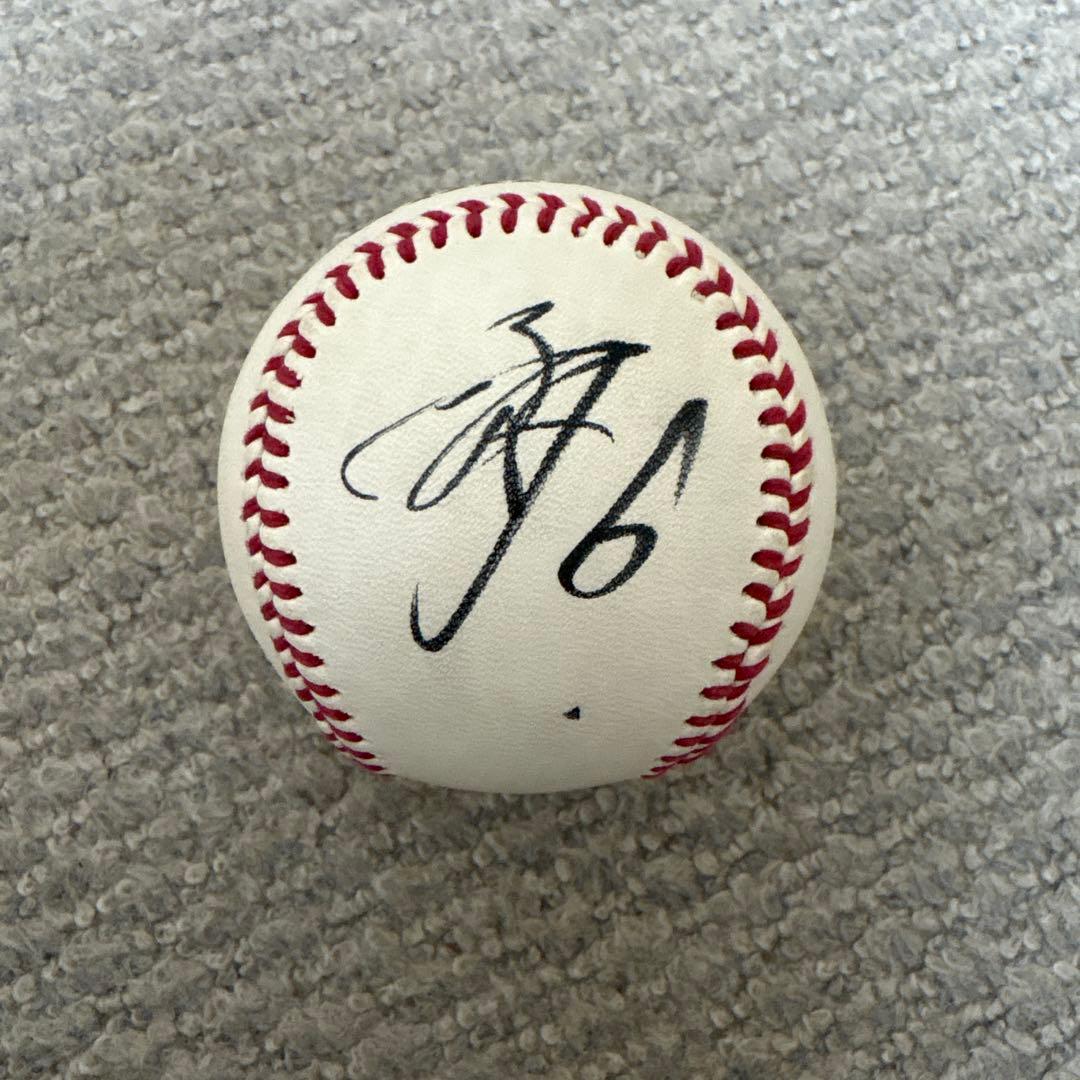 坂本勇人選手の直筆サインボール