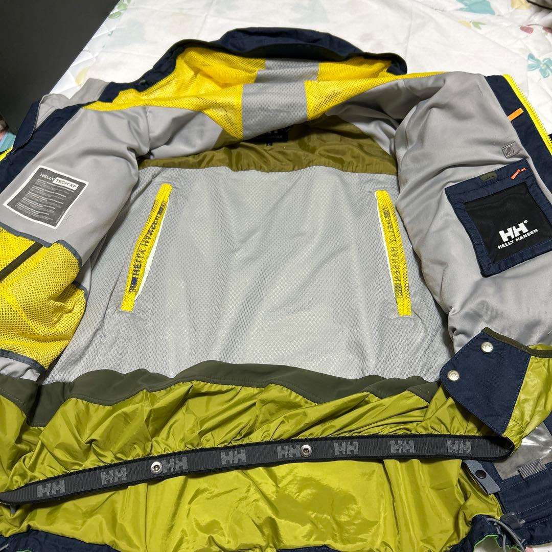 ヘリーハンセンHELLY HANSENスキーウェアLスノボウェア　グリーン黄緑