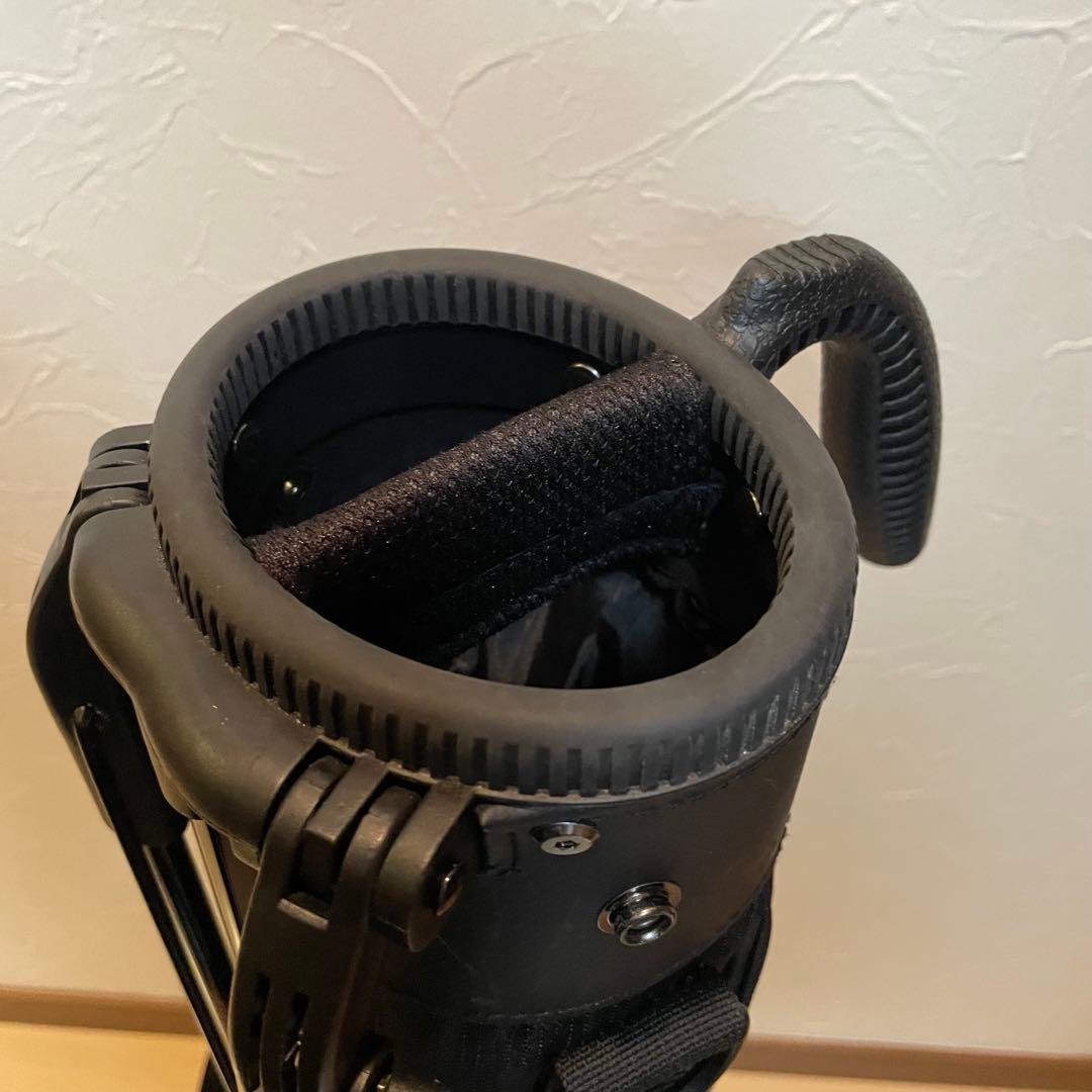 ニューエラ(NEW ERA)セルフスタンドバッグ ブラック / 金ロゴ