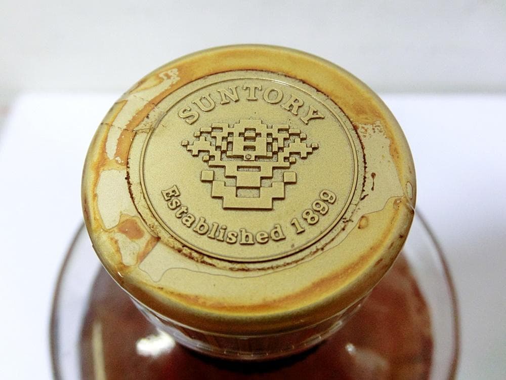 【未開封】サントリーウイスキー　響　金キャップ　旧ボトル　裏ゴールドラベル　レア